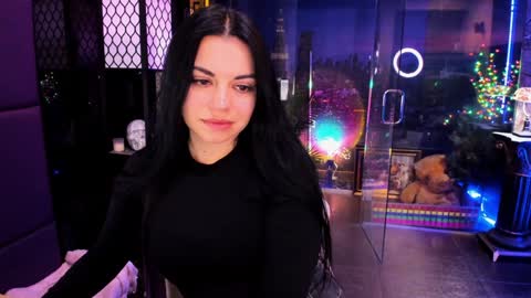 Snapshot of alma_pearl chatting on December 16, 7:46 am Alma online show from December 16, 7:46 am