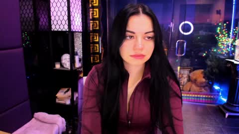 Snapshot of alma_pearl chatting on December 23, 6:55 am Alma online show from December 23, 6:55 am