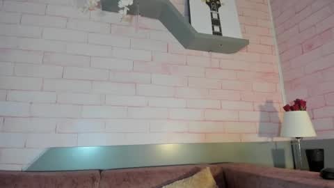 alma_rivers online show from April 2, 11:30 am