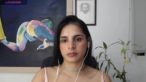 Arhantxa online show from December 7, 12:30 am