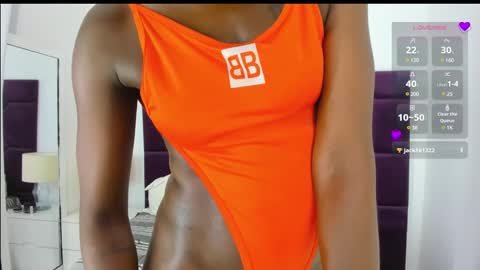 Snapshot of almasaennz chatting on December 10, 8:05 pm online show from December 10, 8:05 pm