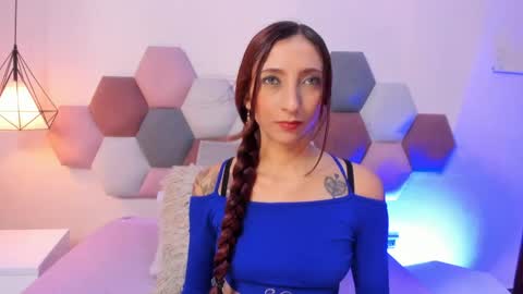 Snapshot of almastonee chatting on May 2, 12:37 am AlmaStone online show from May 2, 12:37 am