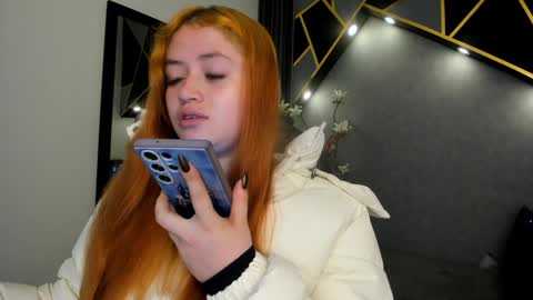 Snapshot of almma_ chatting on January 20, 1:32 pm ALMMA online show from January 20, 1:32 pm