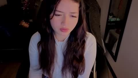 Snapshot of almma_ chatting on October 15, 1:22 pm ALMMA online show from October 15, 1:22 pm