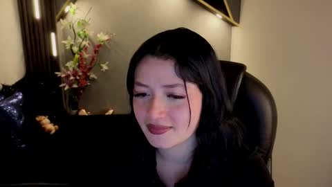 Snapshot of almma_ chatting on November 25, 1:55 pm ALMMA online show from November 25, 1:55 pm