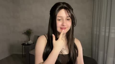 Snapshot of almostinnocent_ chatting on May 20, 8:04 pm Anna online show from May 20, 8:04 pm