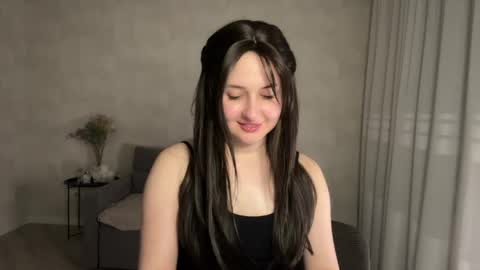 Snapshot of almostinnocent_ chatting on May 21, 11:01 pm Anna online show from May 21, 11:01 pm