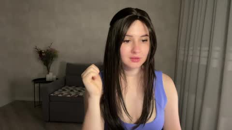 Snapshot of almostinnocent_ chatting on May 26, 7:43 pm Anna online show from May 26, 7:43 pm