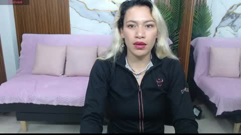 alonddra_tay online show from April 16, 11:44 am