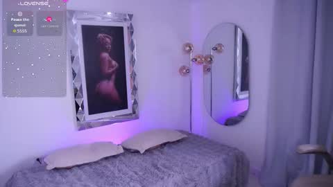 Alondra online show from February 13, 7:54 pm