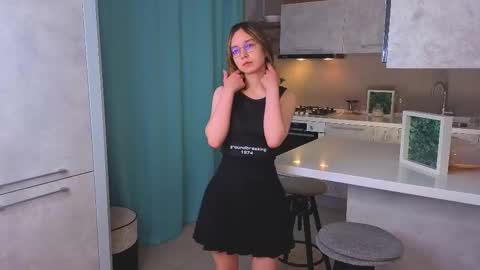 Alorena online show from December 5, 4:03 pm