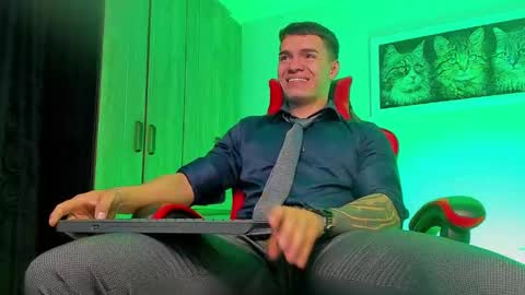 Snapshot of alpha_dominus_ chatting on September 14, 4:00 am alpha_dominus_ online show from September 14, 4:00 am