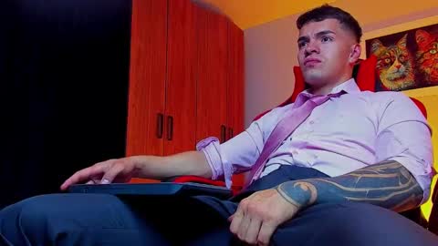 Snapshot of alpha_dominus_ chatting on September 16, 4:02 am alpha_dominus_ online show from September 16, 4:02 am