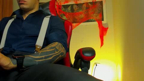 Snapshot of alpha_dominus_ chatting on November 2, 4:37 am alpha_dominus_ online show from November 2, 4:37 am