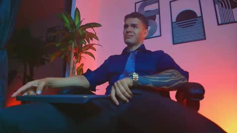 alpha_dominus_ online show from April 3, 4:21 am