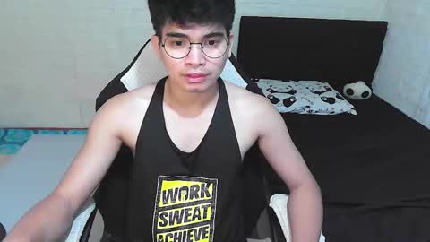 Snapshot of alpha_rider chatting on October 29, 6:48 am Angelo online show from October 29, 6:48 am