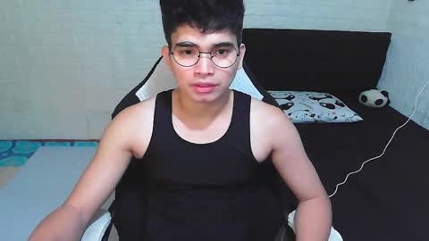 Snapshot of alpha_rider chatting on November 5, 11:54 am Angelo online show from November 5, 11:54 am