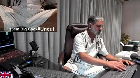 alpha_uk_boss online show from April 3, 11:19 am