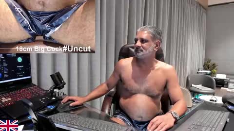 alpha_uk_boss online show from April 13, 5:35 am