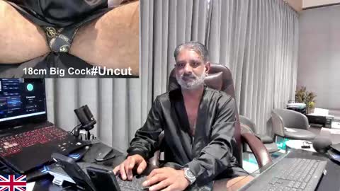 alpha_uk_boss online show from April 17, 11:13 am