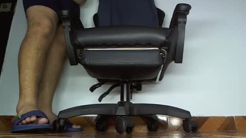 MASTER FINDOM DRAIN... online show from April 9, 11:59 am