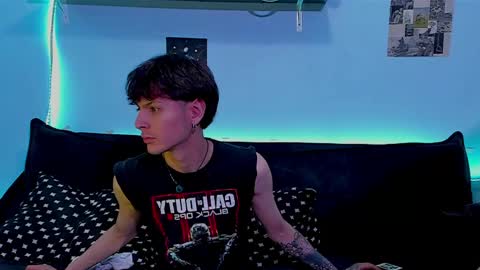 Dioniso online show from April 14, 11:11 pm