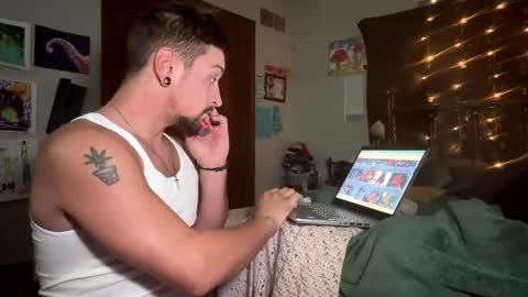 Snapshot of alphadomcole chatting on November 13, 9:30 am alphadomcole online show from November 13, 9:30 am