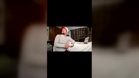 Snapshot of alphadomcole chatting on December 2, 1:55 am alphadomcole online show from December 2, 1:55 am