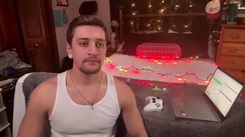 Snapshot of alphadomcole chatting on December 3, 6:50 pm alphadomcole online show from December 3, 6:50 pm