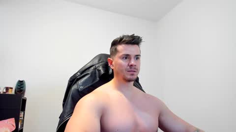 Snapshot of alphagodleatherking92 chatting on January 13, 10:14 am LeatherMaster online show from January 13, 10:14 am