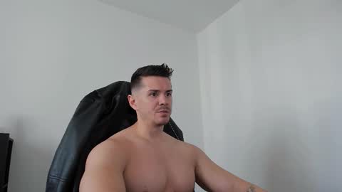 Snapshot of alphagodleatherking92 chatting on September 24, 8:17 am LeatherMaster online show from September 24, 8:17 am