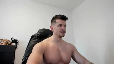 Snapshot of alphagodleatherking92 chatting on May 8, 3:28 pm LeatherMaster online show from May 8, 3:28 pm