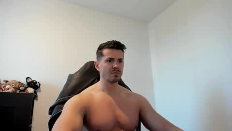 Snapshot of alphagodleatherking92 chatting on May 28, 5:38 am LeatherMaster online show from May 28, 5:38 am