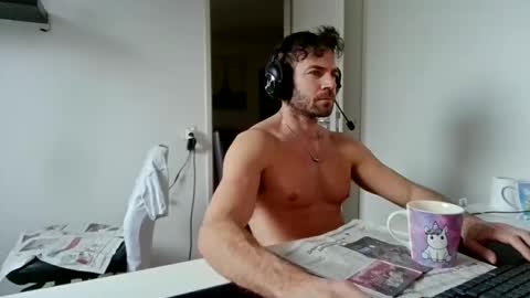 alphah_hunk online show from December 21, 10:44 am