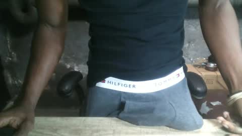 Snapshot of alphamvf chatting on October 5, 11:30 am alphamvf online show from October 5, 11:30 am