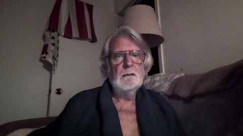 AlphaUniform online show from December 8, 1:25 pm