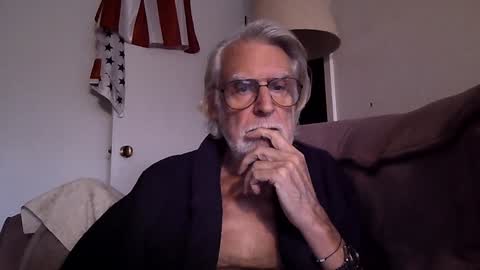 AlphaUniform online show from January 17, 3:00 pm