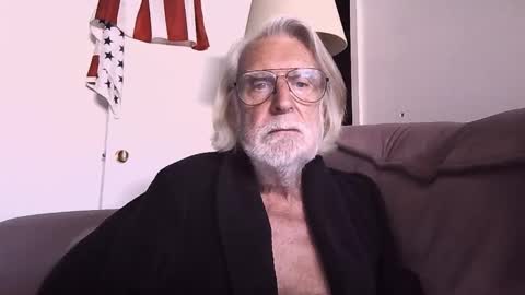 AlphaUniform online show from October 14, 1:45 pm