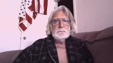 AlphaUniform online show from April 22, 3:35 pm