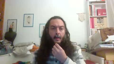 Snapshot of altanboy chatting on November 16, 9:15 am altanboy online show from November 16, 9:15 am