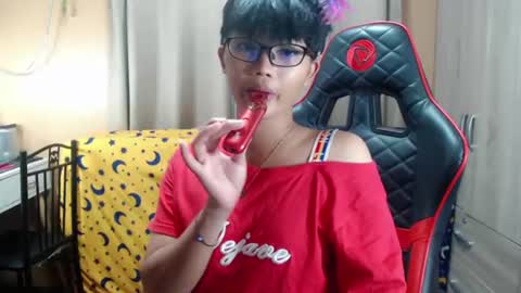 Snapshot of althea_ii chatting on June 9, 2:01 am Althea online show from June 9, 2:01 am