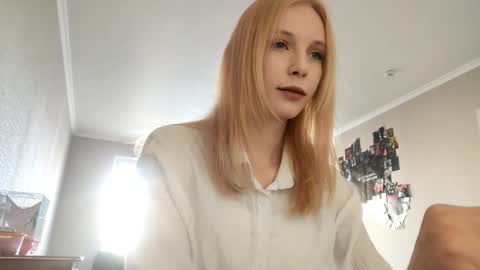 Snapshot of altheadoyel chatting on September 13, 1:33 pm May online show from September 13, 1:33 pm