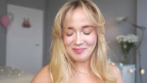 Amelia NEXT STREAM  online show from April 4, 1:41 pm