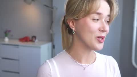 Amelia NEXT STREAM  online show from July 14, 2:23 pm