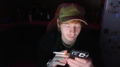 Snapshot of alvin__main chatting on July 1, 9:47 pm Alvin Puska -- online show from July 1, 9:47 pm