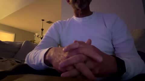 Snapshot of alwaysfun5000 chatting on December 5, 4:43 am alwaysfun5000 online show from December 5, 4:43 am