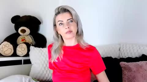 aly online show from March 30, 10:05 am