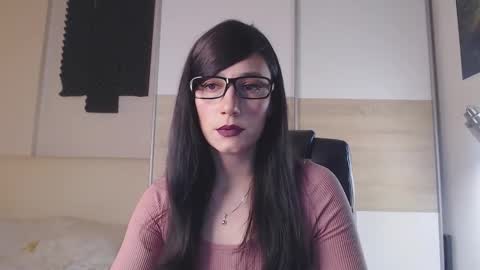 Alice online show from February 21, 12:39 pm