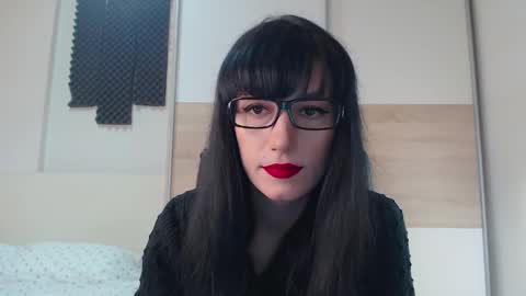 Snapshot of alycetn chatting on April 25, 11:57 am Alice online show from April 25, 11:57 am