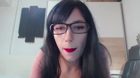 Snapshot of alycetn chatting on May 10, 10:42 am Alice online show from May 10, 10:42 am